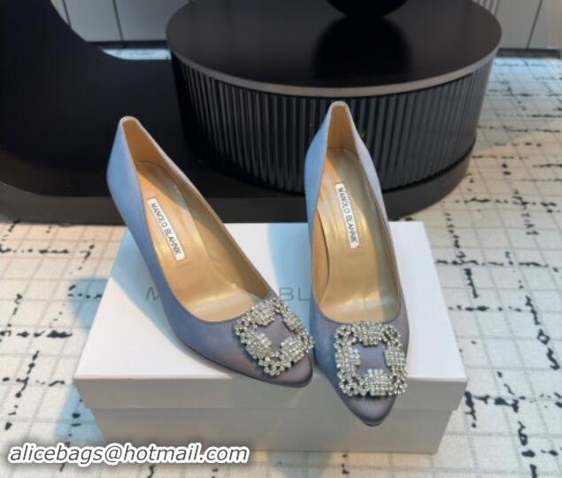 Unique Style Manolo Blahnik Hangisi Satin Pumps 7cm with Strass Buckle Grey 1225015