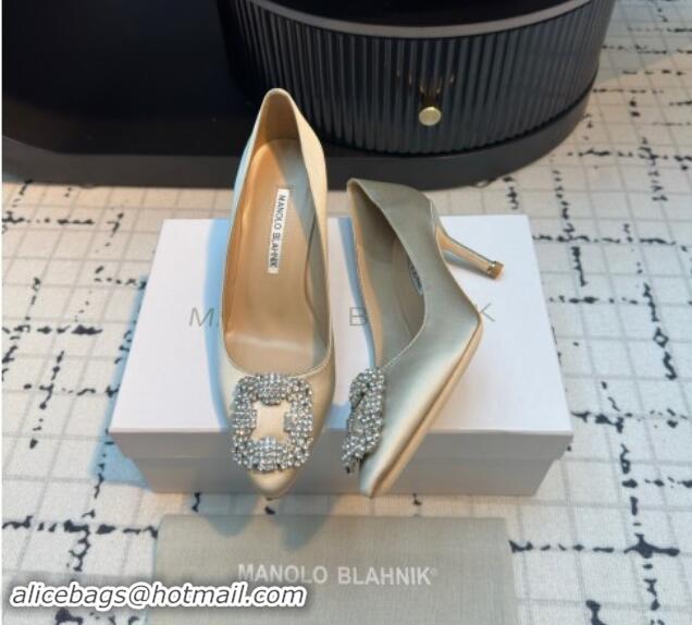 Top Grade Manolo Blahnik Hangisi Satin Pumps 7cm with Strass Buckle Pale Gold 1225016