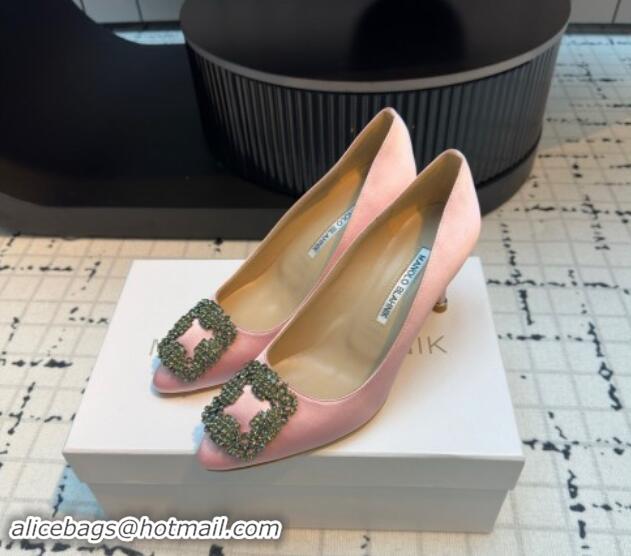 Good Looking Manolo Blahnik Hangisi Satin Pumps 7cm with Strass Buckle Light Pink 1225017