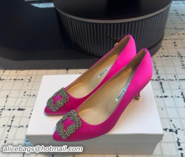 Trendy Design Manolo Blahnik Hangisi Satin Pumps 7cm with Strass Buckle Dark Pink 1225022