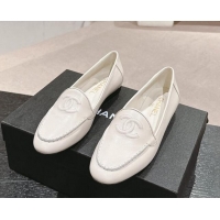 Perfect Chanel Calfskin Loafers Flat with One-Tone CC White 120009