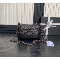 Famous Brand Chanel Shiny Crumpled Lambskin Clutch with Chain AP4348 Black 2024