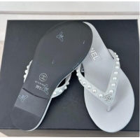 Sophisticated Chanel Calfskin Flat Thongs Sandal with Pearls G46205 Grey 1121182