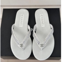 Grade Chanel Velvet Flat Thongs Sandal with Strass G46205 White 1121184