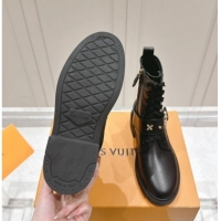 Luxury Louis Vuitton Citizen Flat Ranger Ankle Boots with Logo Strap in Black Calf Leather 1015043