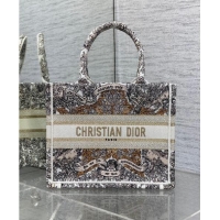 Best Price Dior Small Dior Book Tote bag in Latte White Embroidery with Gold-Tone Dior Around the World Motif D2048 2024