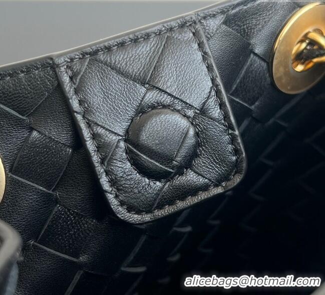 Good Taste Bottega Veneta Small Parachute Chain Bag in Intrecciato Leather 817175 Black 2024