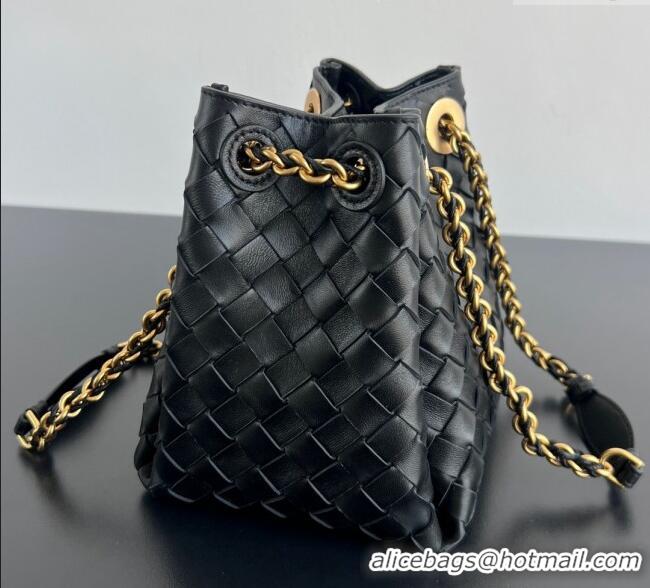 Good Taste Bottega Veneta Small Parachute Chain Bag in Intrecciato Leather 817175 Black 2024