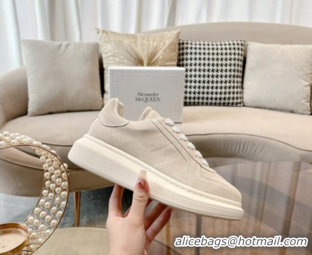 Hot Style Alexander McQueen Oversized Retro Sneakers in Suede Light Grey 1225060