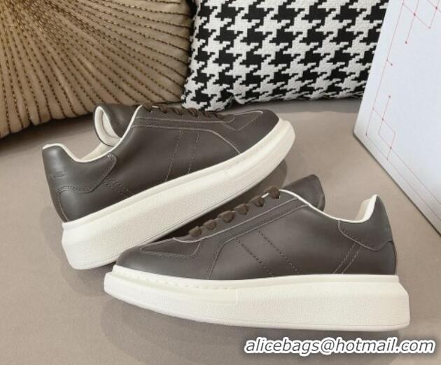 Grade Quality Alexander McQueen Oversized Retro Sneakers in Calfskin Leather Dark Grey 1225062