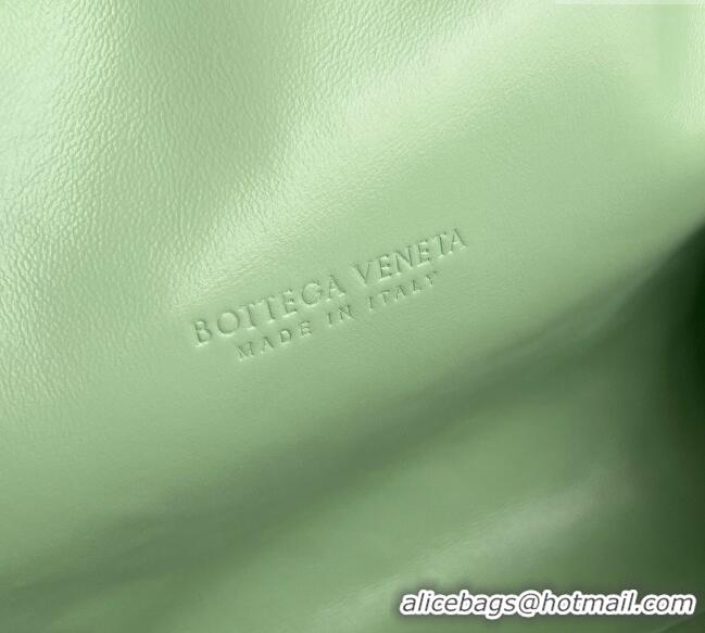 High Quality Bottega Veneta Lauren 1980 Clutch bag With Chain in Intrecciato Leather 785807 Light Green 2024