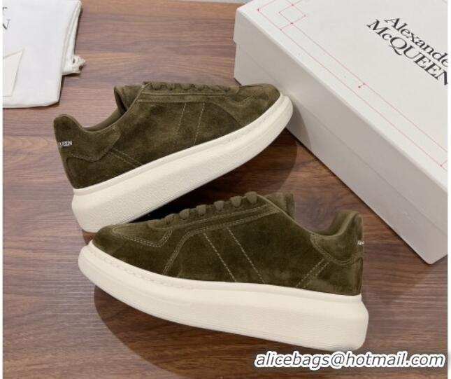 Unique Style Alexander McQueen Oversized Retro Sneakers in Suede Olive Green 1225067