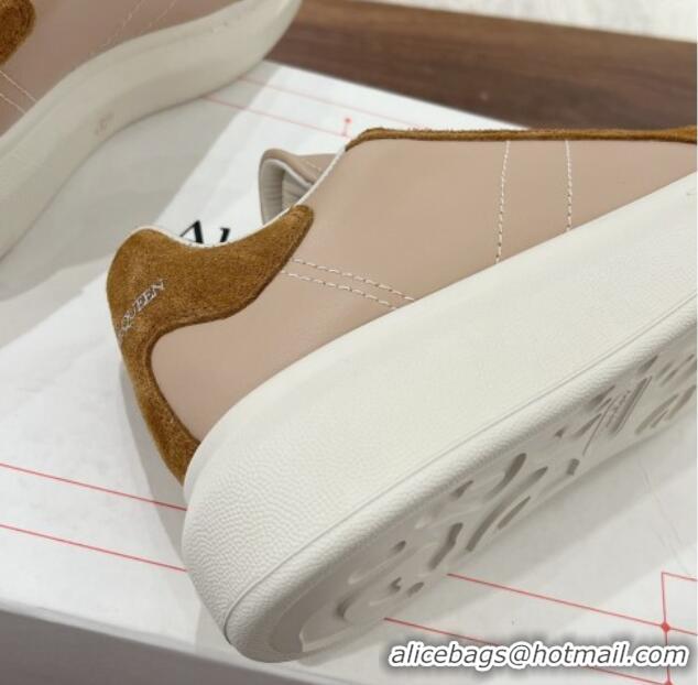 Stylish Alexander McQueen Oversized Retro Sneakers in Calfskin and Suede Beige/Brown 1225069