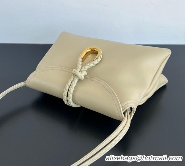 Unique Grade Bottega Veneta Small Liberta Cross-body bag in Smooth Calfskin 806030 Light Beige 2024