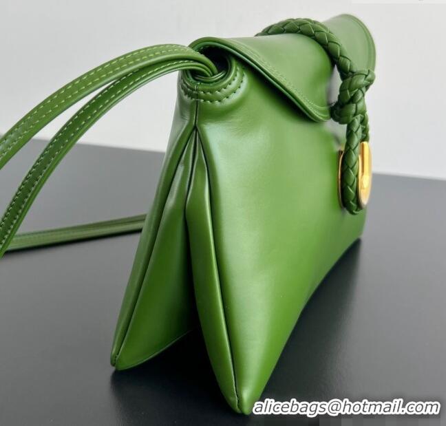 Famous Brand Bottega Veneta Small Liberta Cross-body bag in Smooth Calfskin 806030 Green 2024