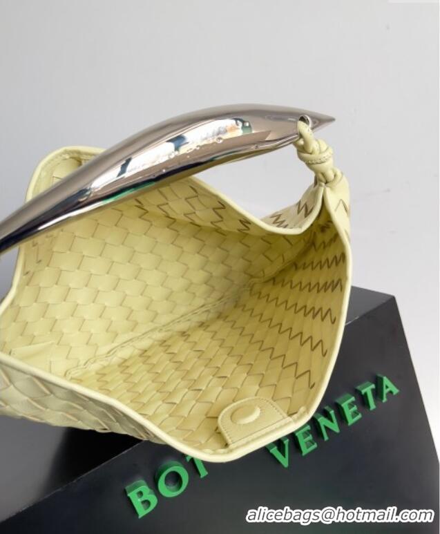 Luxurious Bottega Veneta Sardine Bag in Intrecciato Leather 716082 Light Yellow 2024