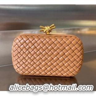 Well Crafted Bottega Veneta Knot Minaudiere Clutch in Padded Intreccio Leather 717622 Light Brown 2024