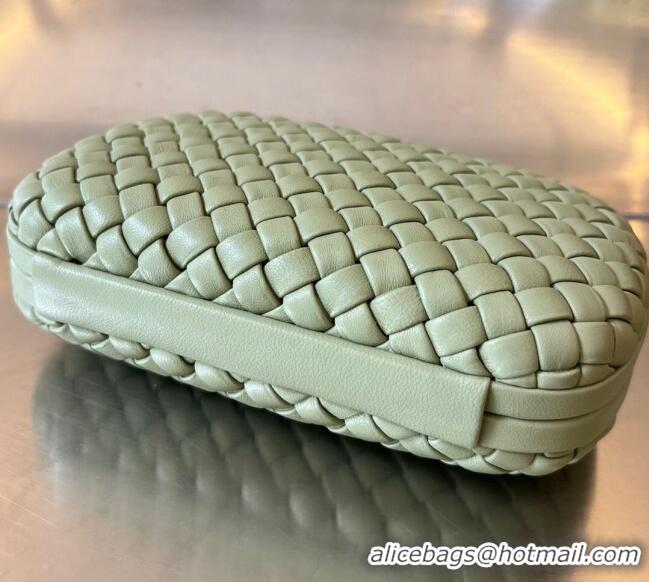 Pretty Style Bottega Veneta Knot Minaudiere Clutch in Padded Intreccio Leather 717622 Travertine Green 2024