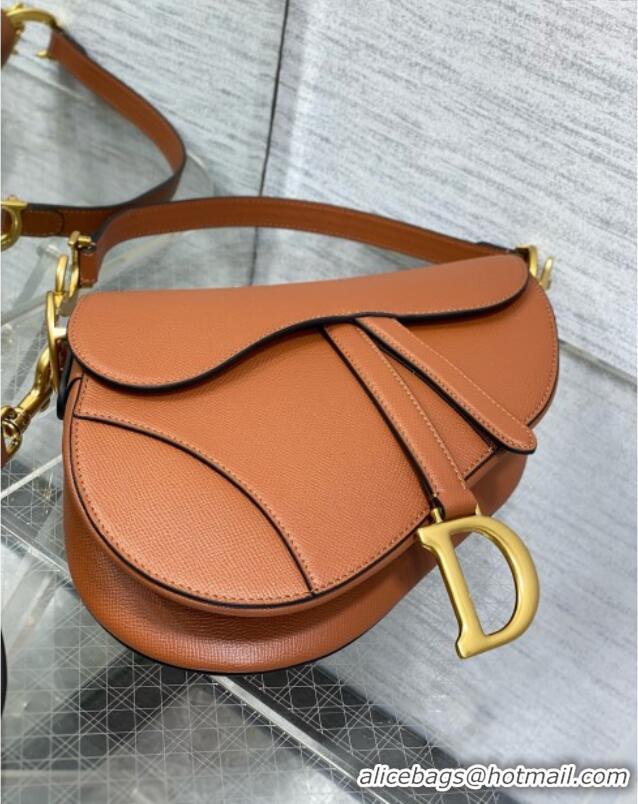 Top Design Dior Medium Saddle Bag with Strap in Grained Calfskin 1038 Caramel 2025