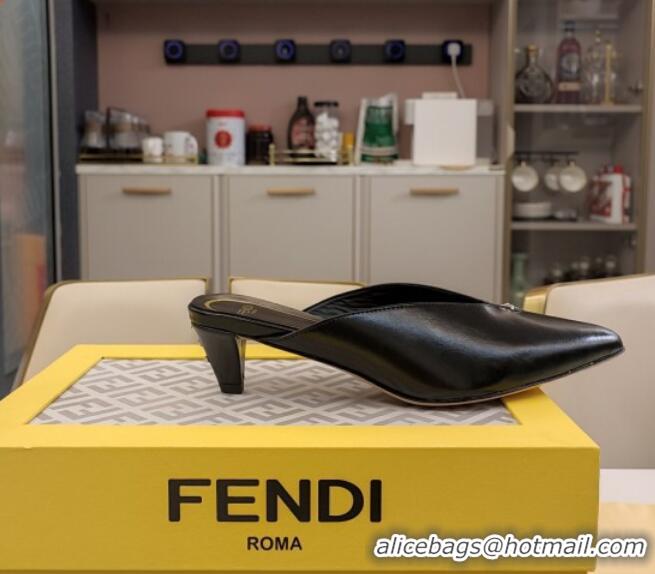 Pretty Style Fendi Feel Heel Mules 4.5cm with Studs in Shiny Calfskin Black 1122082