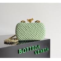 Top Grade Bottega Veneta Knot With Chain Mini Bag 776662 Light Green 2024