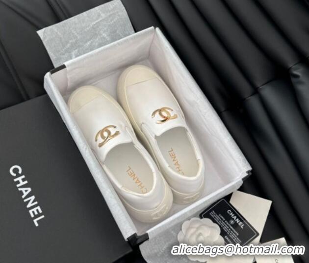 Best Grade Chanel Calfskin Slip-on Sneakers White 0102014