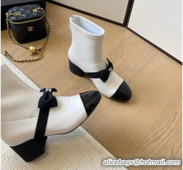 Good Looking Chanel Calfskin Heel Ankle Boots 5.5cm with Bow White 0102041