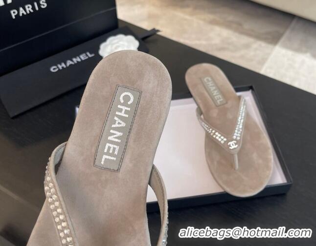 Luxury Discount Chanel Suede Flat Thong Slide Sandals with Strass G46205 Khaki Grey 0102059