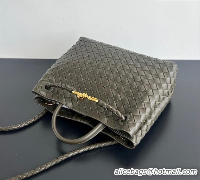 Sumptuous Bottega Veneta Medium Andiamo Top Handle Bag in Intrecciato Leather 743572 Khaki Green 2024