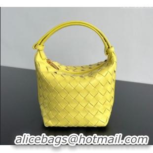 Cheapest Bottega Veneta Baby Wallace Shoulder Bag in Intrecciato Soft Calfskin Leather 776781 Yellow 2025