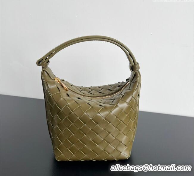 Sophisticated Bottega Veneta Baby Wallace Shoulder Bag in Intrecciato Soft Calfskin Leather 776781 Khaki Green 2025