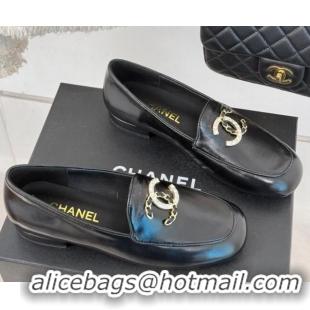 Luxurious Chanel Shiny Calfskin Loafers with Strass and Chain CC G46157 Black 0102088