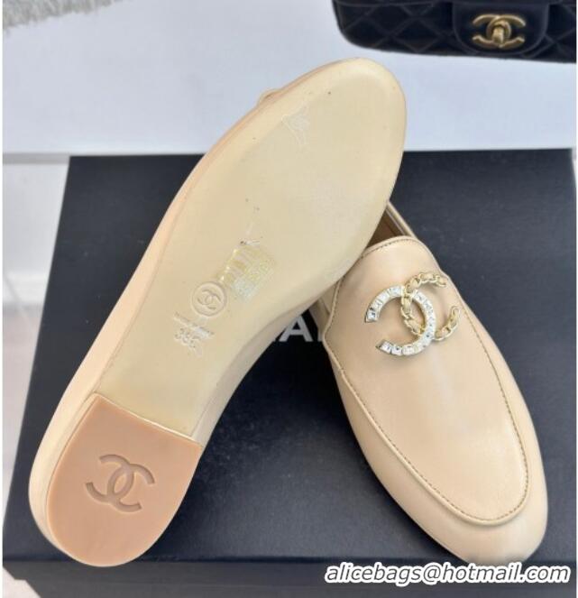 Pretty Style Chanel Lambskin Loafers with Strass and Chain CC G46157 Beige 0102092