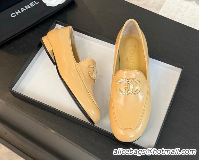 Best Price Chanel Shiny Calfskin Loafers with Strass and Chain CC G46157 Yellow 0102096