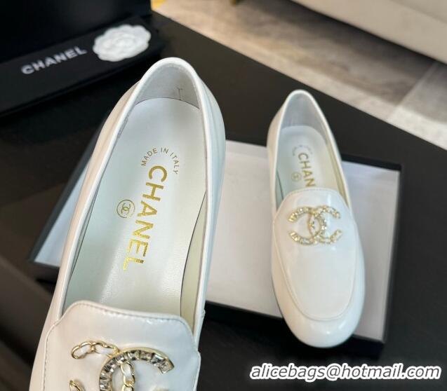 Top Grade Chanel Shiny Calfskin Loafers with Strass and Chain CC G46157 White 0102097