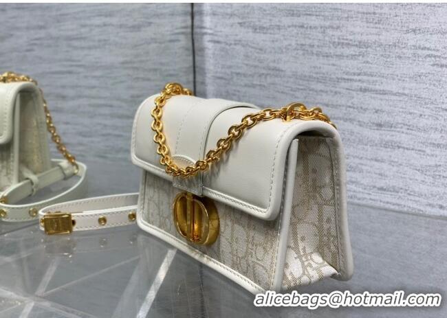 Grade Design Dior 30 Montaigne East-West Bag with Chain in Latte White Smooth Calfskin and Oblique Denim with Gold-Tone 