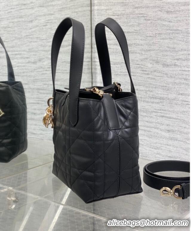 Most Popular Dior Small Toujours Vertical Tote Bag in Macrocannage Calfskin 2835 Black 2025