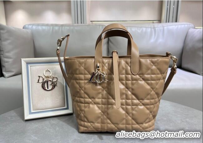 Top Quality Dior Medium Toujours Vertical Tote Bag in Macrocannage Calfskin 2836 Tan Brown 2025