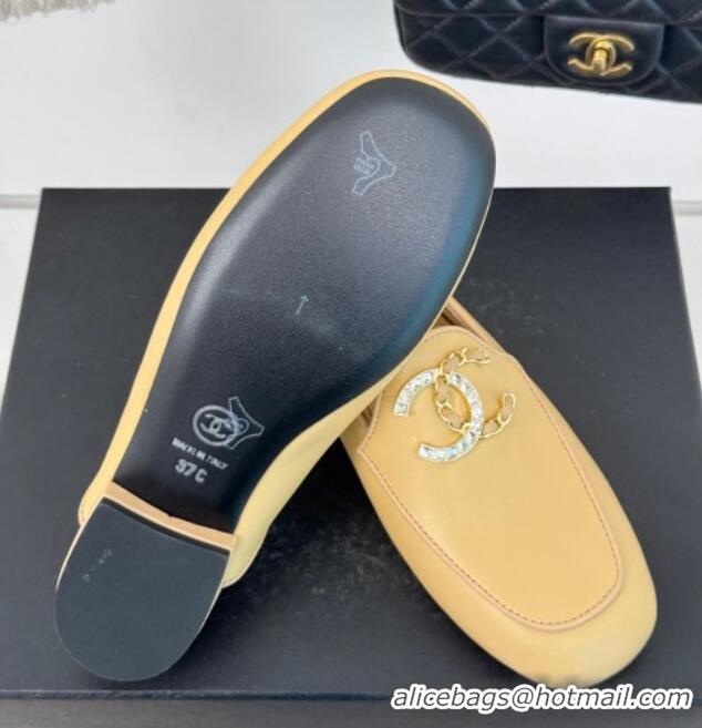 Good Quality Chanel Lambskin Flat Mules with Strass and Chain CC G46157 Yellow 0102100