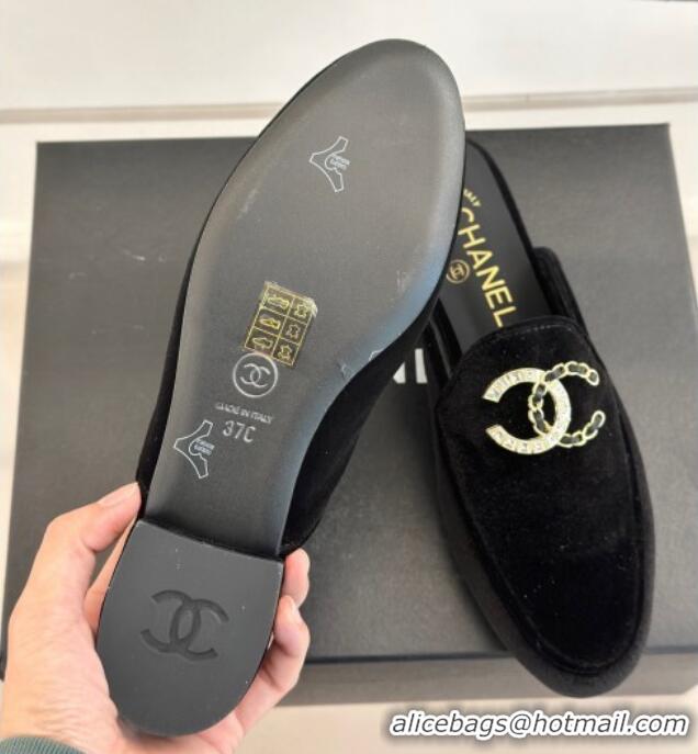 Unique Style Chanel Velvet Flat Mules with Strass and Chain CC G46157 Black 0102105