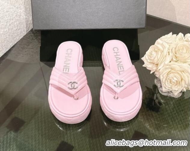 Luxury Chanel Chevron Lambskin Platform Thong Slides Sandal 4.5cm Light Pink 0102133