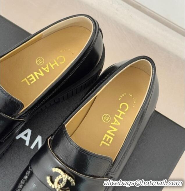 Shop Cheap Chanel Shiny Crumpled Calfskin Loafers with Metal-Tone CC G46112 Black 0103016