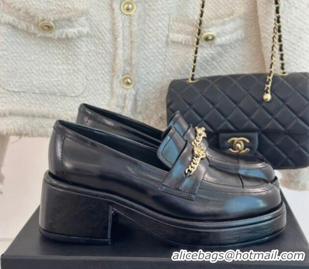 Charming Chanel Oil Calfskin Loafers with Chain Black 0103020