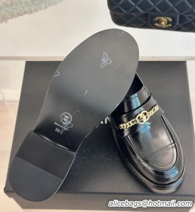 Charming Chanel Oil Calfskin Loafers with Chain Black 0103020