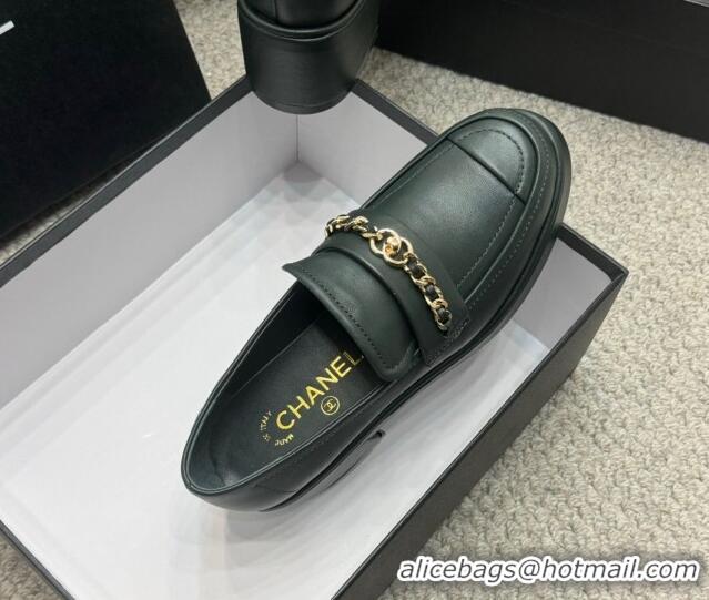 Sophisticated Chanel Calfskin Loafers with Chain Dark Green 0103024