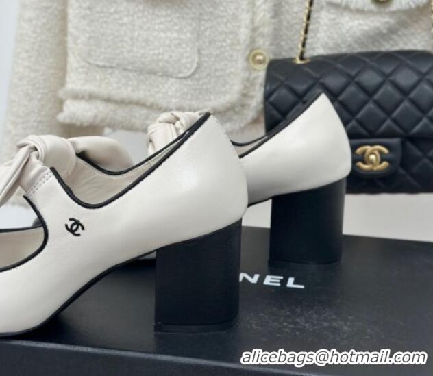 Luxurious Chanel Lambskin & Patent Leather Mary Janes Pumps with Knot Bow White 0103029