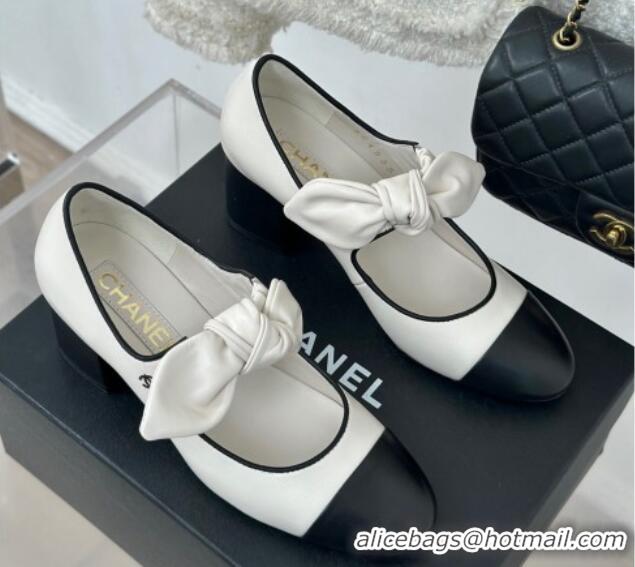 Luxurious Chanel Lambskin & Patent Leather Mary Janes Pumps with Knot Bow White 0103029