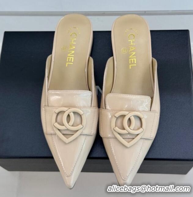 Popular Style Chanel Patent Calfskin Flat Mules with CC Heart Nude 0103044