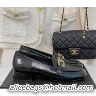 Pretty Style Chanel Shiny Lambskin Loafers with Chain Black 0103059