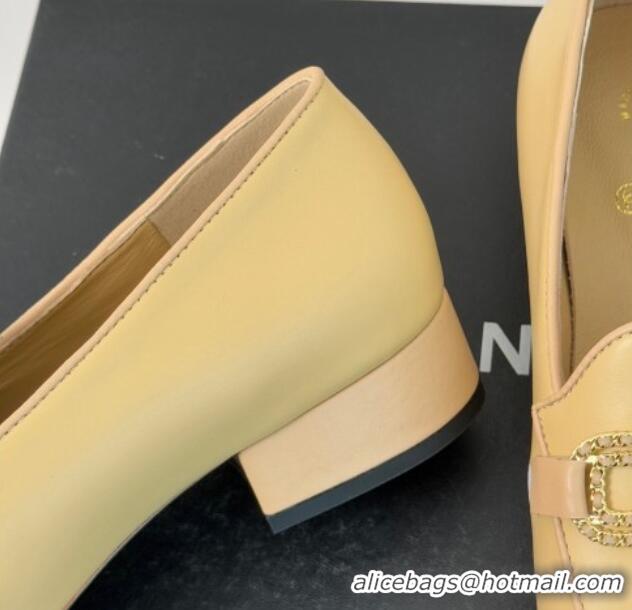 Unique Style Chanel Lambskin Leather Loafers with Chain Yellow 0103060